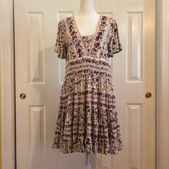 Patrons of Peace | Dresses | Patrons Of Peace Floral Tiered Mini Dress With  Flutter Sleeves Size Medium | Poshmark